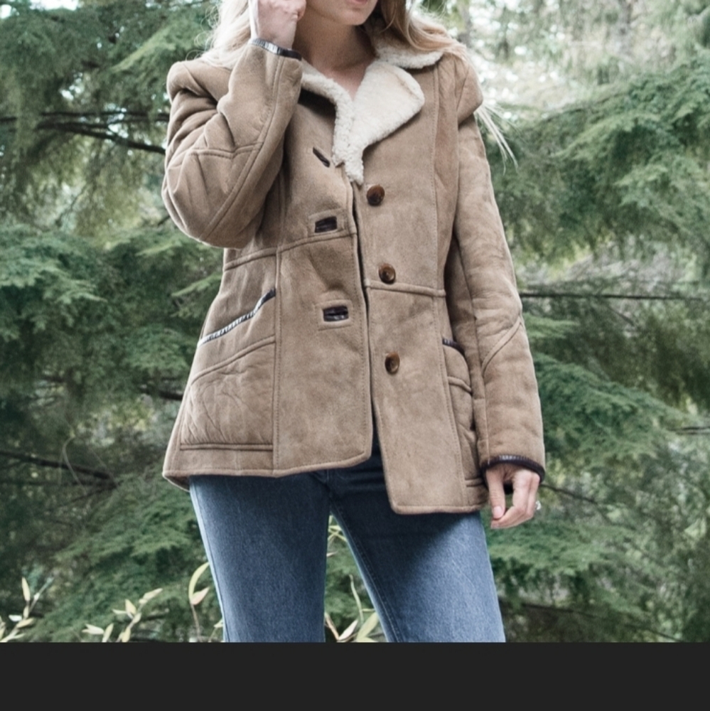 🍂🍁《VINTAGE》REAL DEAL SHEARLING COAT!